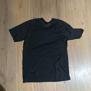 Lululemon Men’s T-Shirt